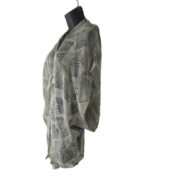 WINTER Kate !00% Vintage Silk Kimono Style Oversized Size XS - Picture 3 of 6